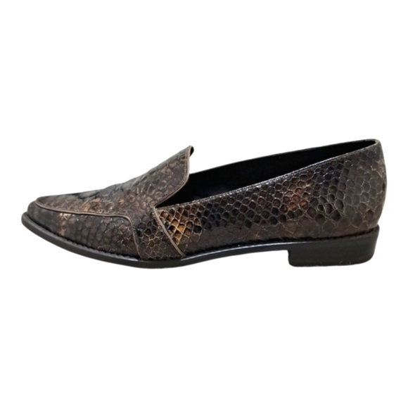 Stuart Weitzman Bronze Snakeskin Loafers Womens 9M - Picture 5 of 16